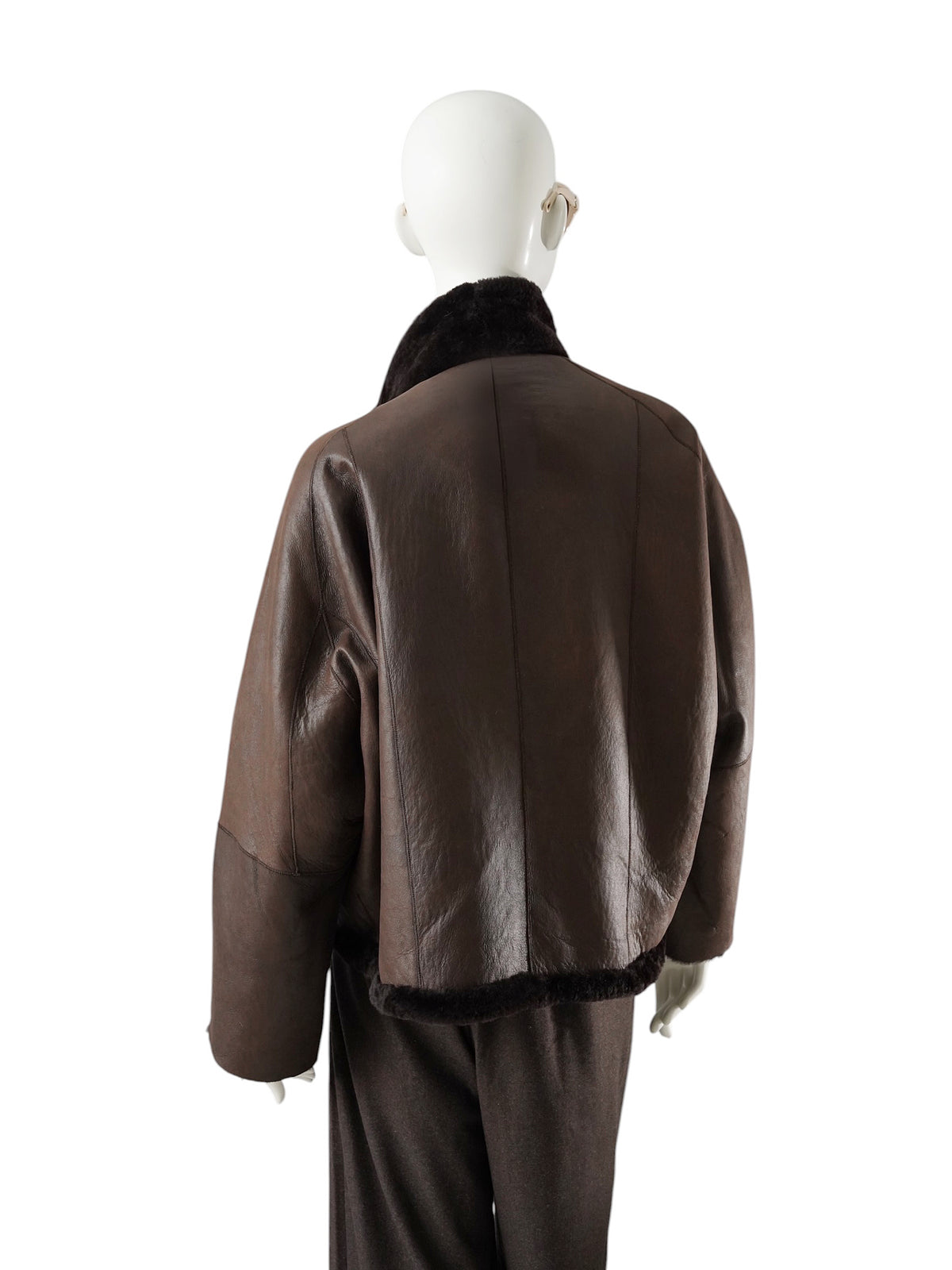 Dunkelbraune wendbare Lammfelljacke mit Stehkragen von Werner Christ – Ansicht 11