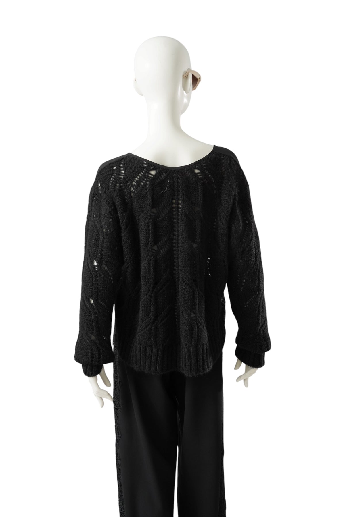 Schwarzer Grobstrickpullover mit Spitze und Satin von Maurizio Mykonos – Ansicht 3