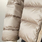 Beigefarbene Daunenjacke mit Perlmuttschimmer von Parajumpers – Ansicht 6