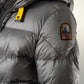Mittelgraue Daunenjacke mit Kapuze von Parajumpers – Ansicht 2