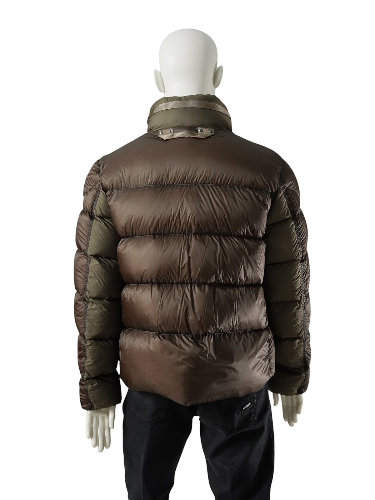 Zweifarbige Daunenjacke in Braun und Oliv von Parajumpers – Ansicht 7