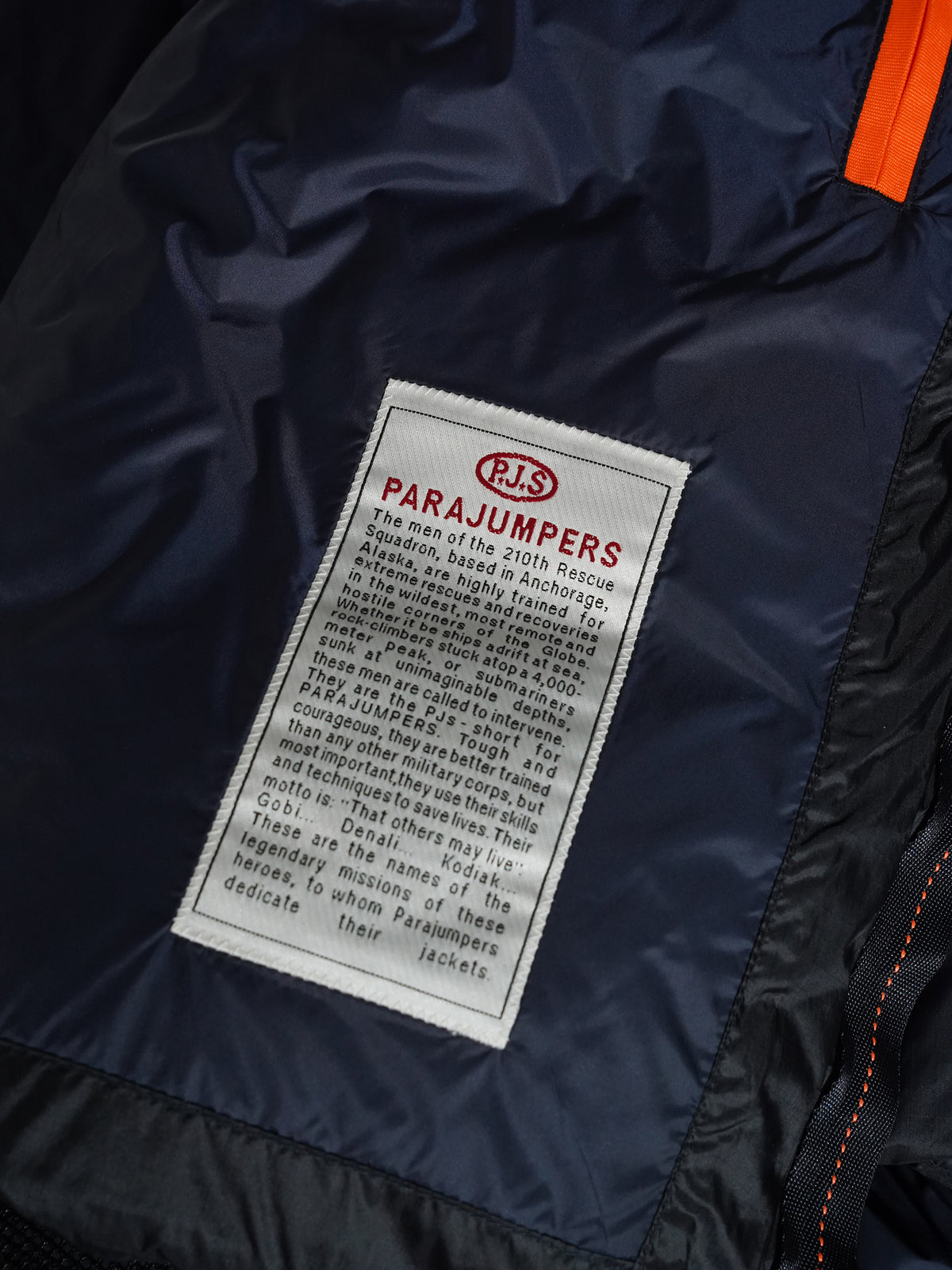 Marineblaue Daunenjacke mit Kapuze von Parajumpers – Ansicht 7