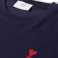 Dunkelblaues T-Shirt mit kleinem roten " Ami de Coeur " Logo