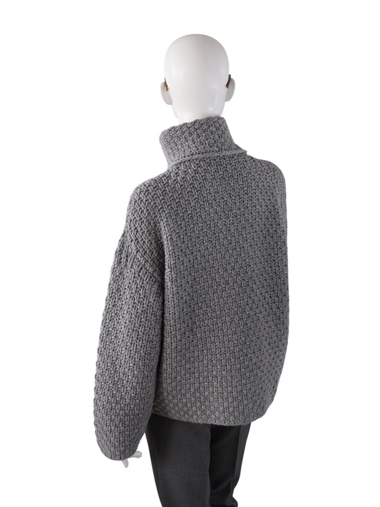 Graue Flechtstrick-Jacke mit hohem Kragen von FFC – Ansicht 3