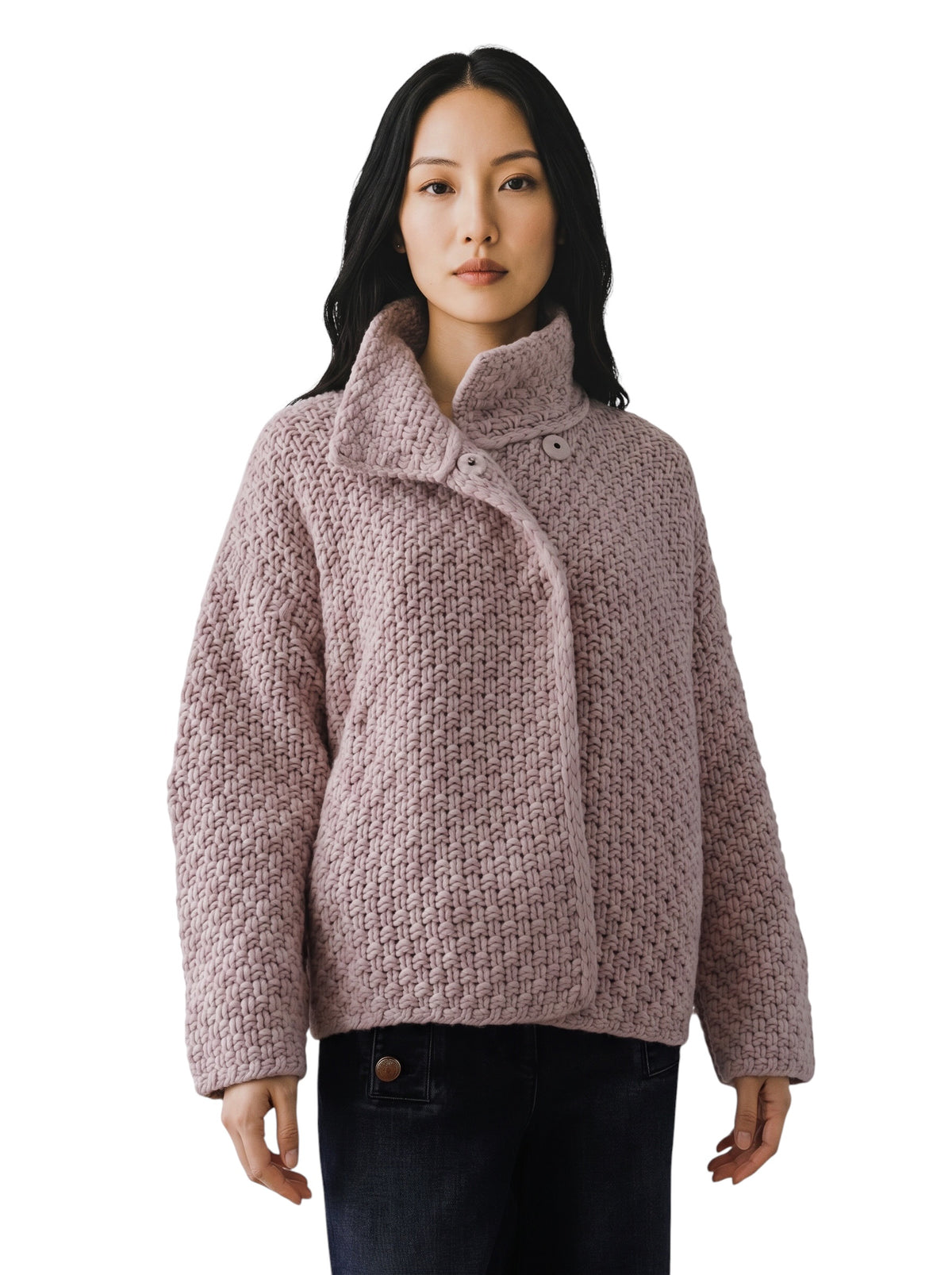 Puderfarbener Flechtstrick-Cardigan mit hohem Kragen von FFC