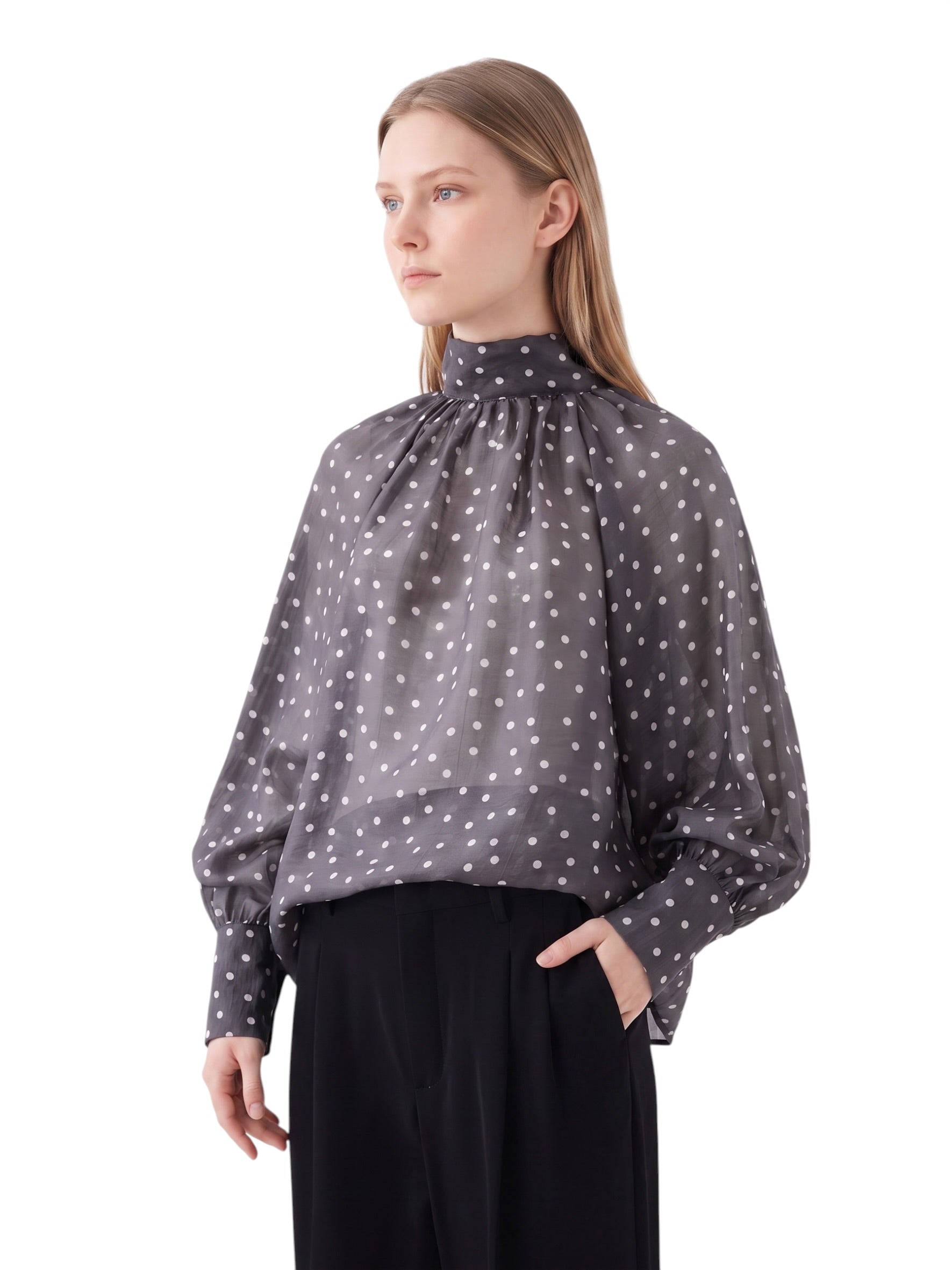 Graue transparente Punkte-Bluse mit Schleife von SoSue