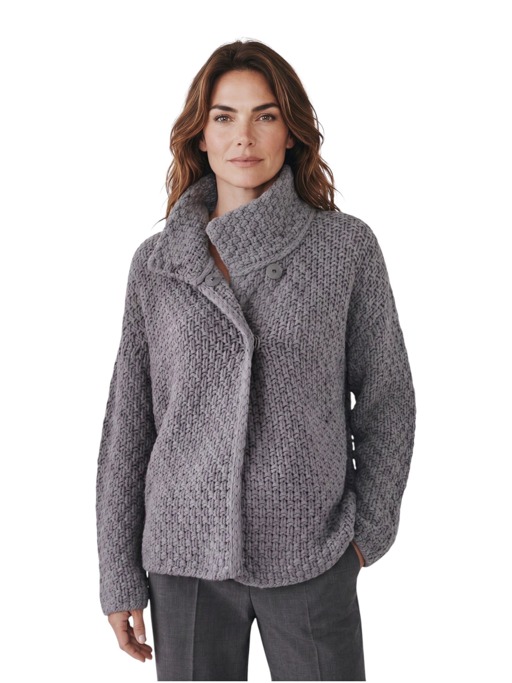 Graue Flechtstrick-Jacke mit hohem Kragen von FFC