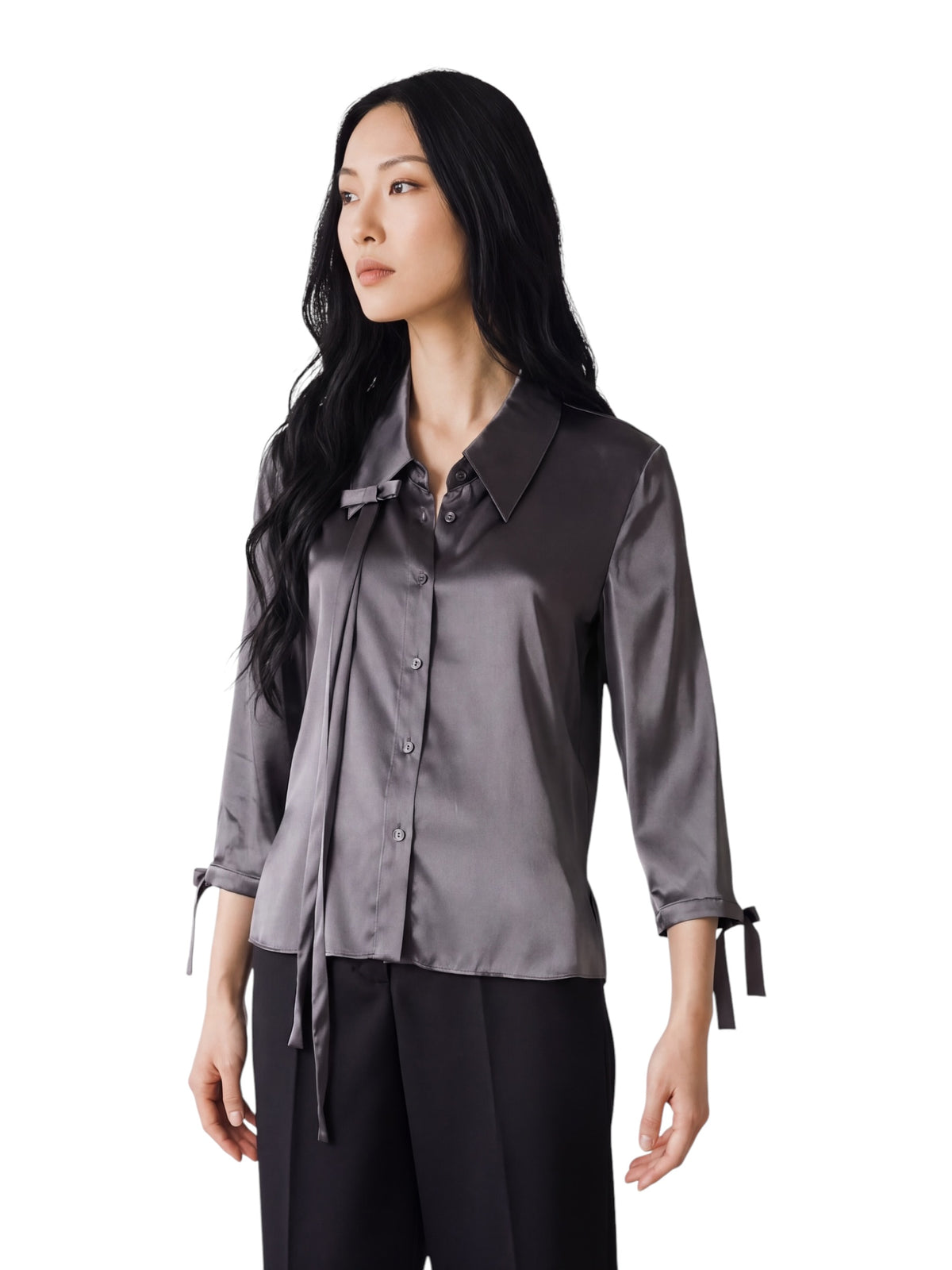 Bleifarbene Seidenbluse mit Schluppe von Dorothee Schumacher