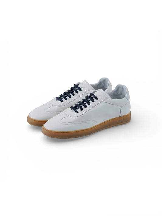 Weißer Sneaker mit dunkelblauen Details von Soldini80