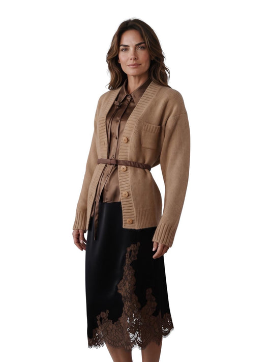Camelfarbene Strickjacke mit V-Ausschnitt von Dorothee Schumacher